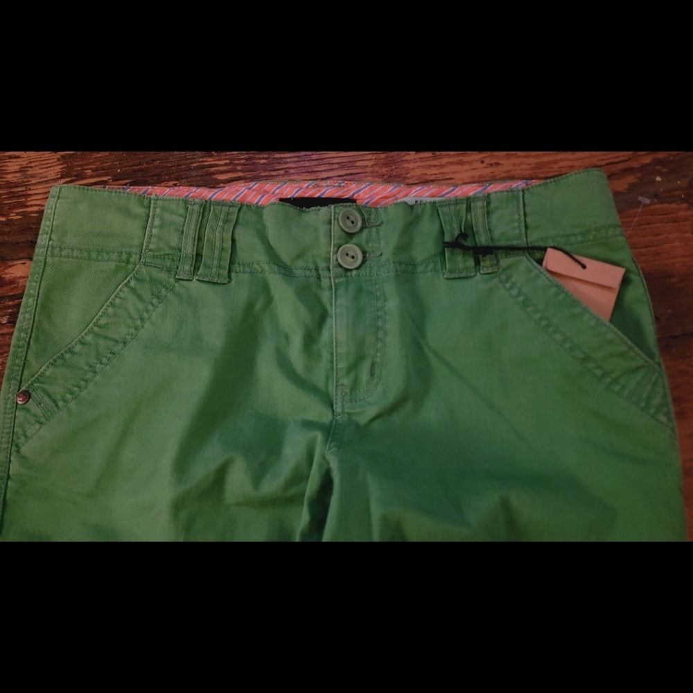 Sanctuary Scout Knicker Grass Green Mid-Length Bermuda Surplus Utility Shorts 32 - Picture 2 of 11